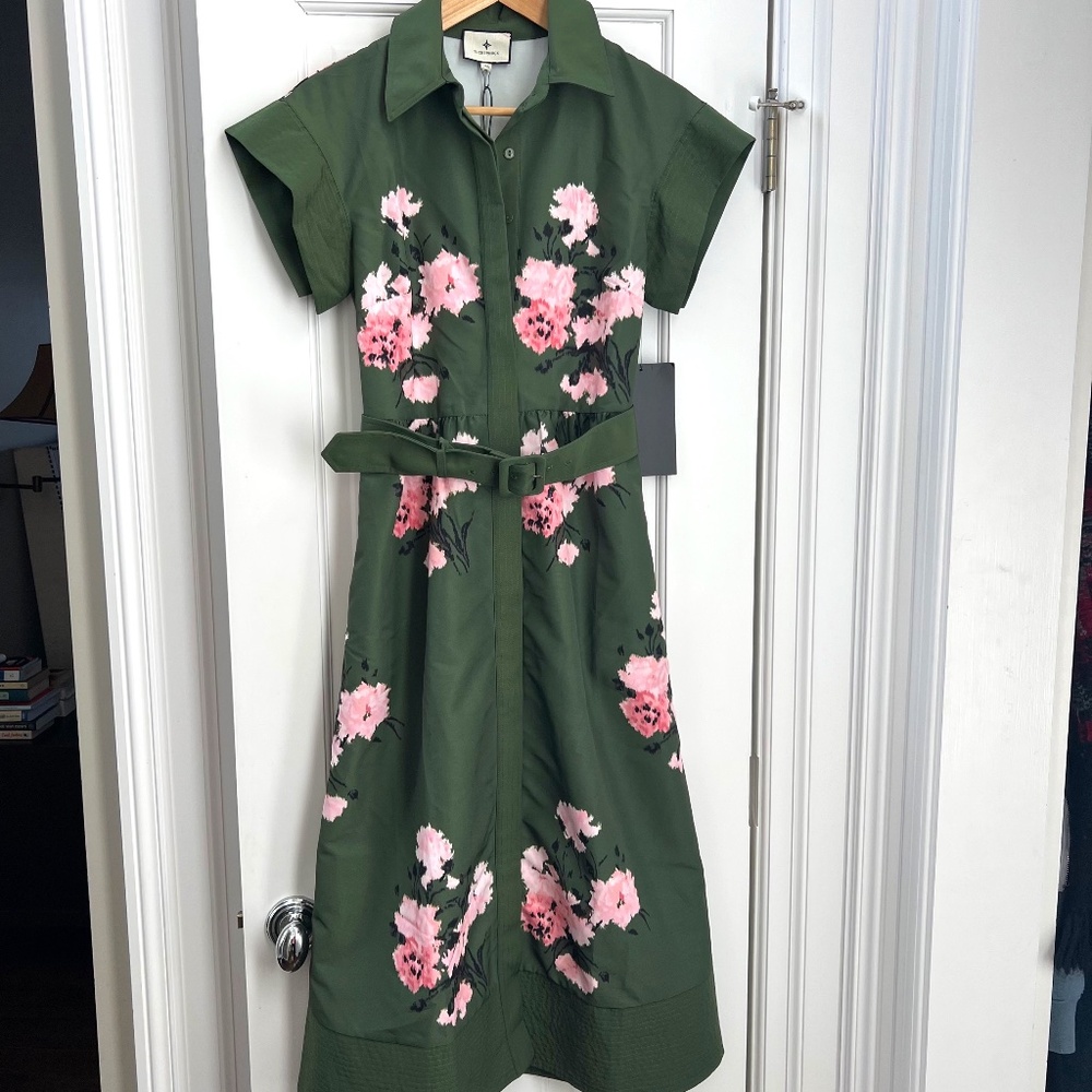 NWT Tuckernuck Olive and Pressed Powder Floral / XS